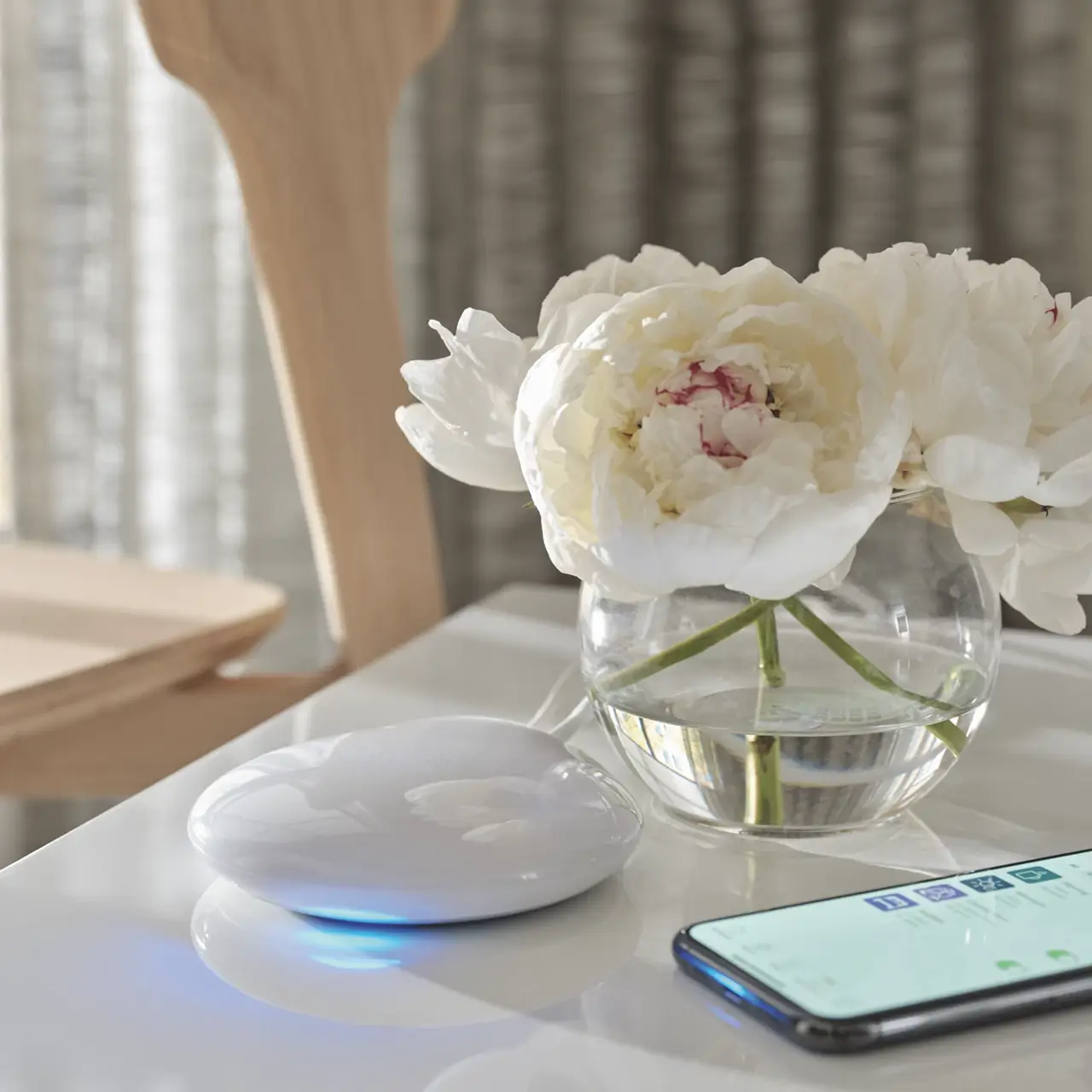 Experience cutting-edge technology with features like motorized systems that can be controlled via remote, app, or voice. Our treatments are designed for ease of use and to provide optimal energy efficiency, helping to keep your home comfortable all year round.